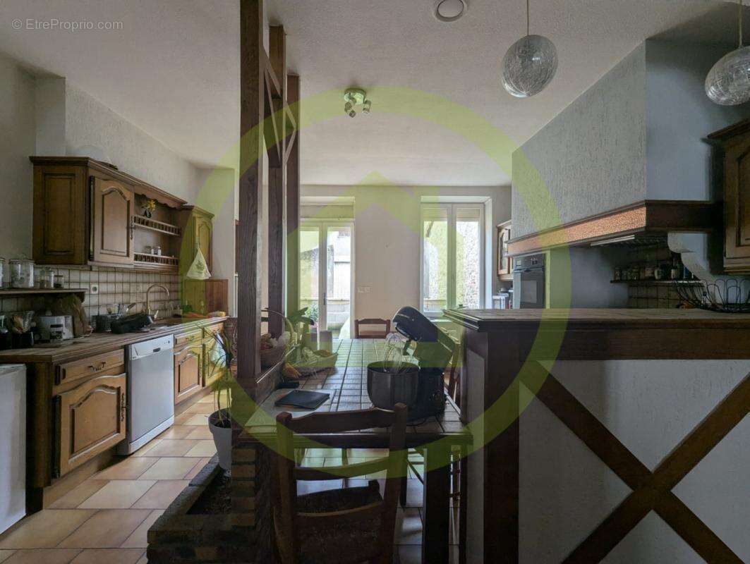 Maison à VERDUN-SUR-LE-DOUBS