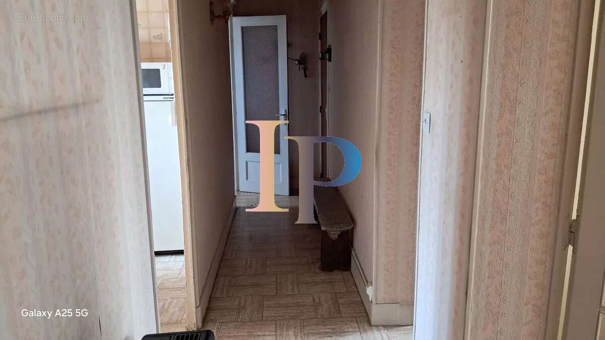 Appartement à PARAY-LE-MONIAL