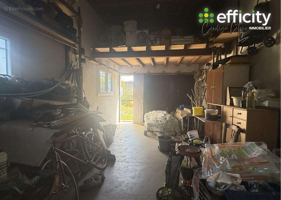 Maison à MONTROND-LES-BAINS