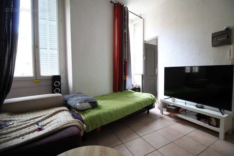 Appartement à MARSEILLE-6E