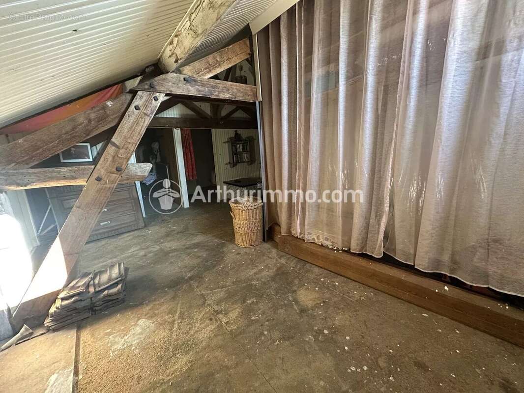 Appartement à SAINT-ASTIER