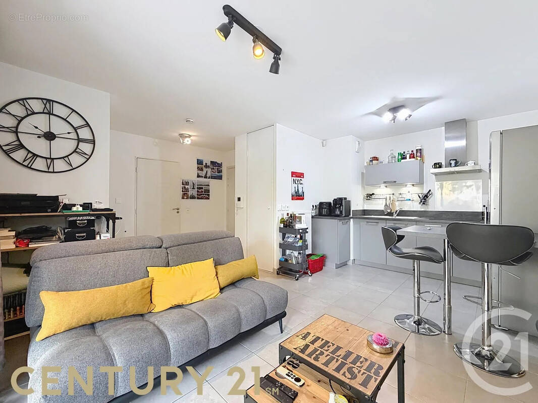 Appartement à SATHONAY-CAMP