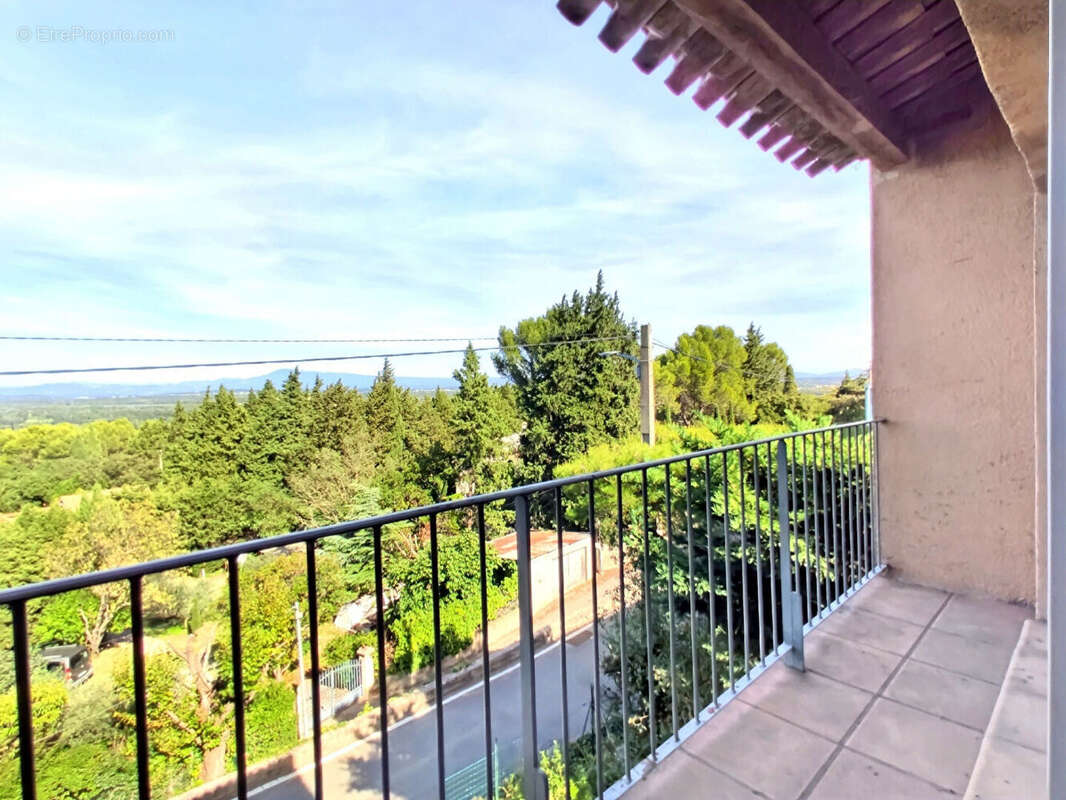 Maison à VILLENEUVE-LES-AVIGNON