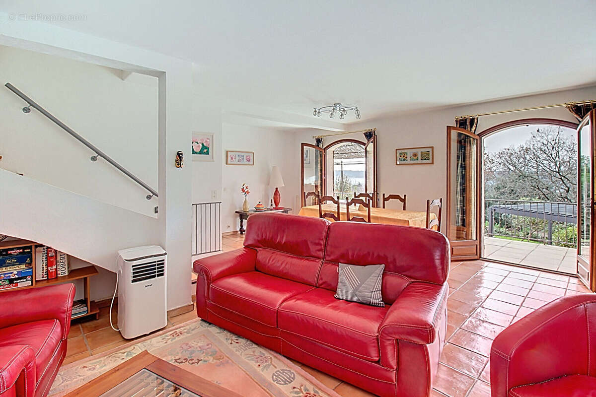Maison à LORGUES