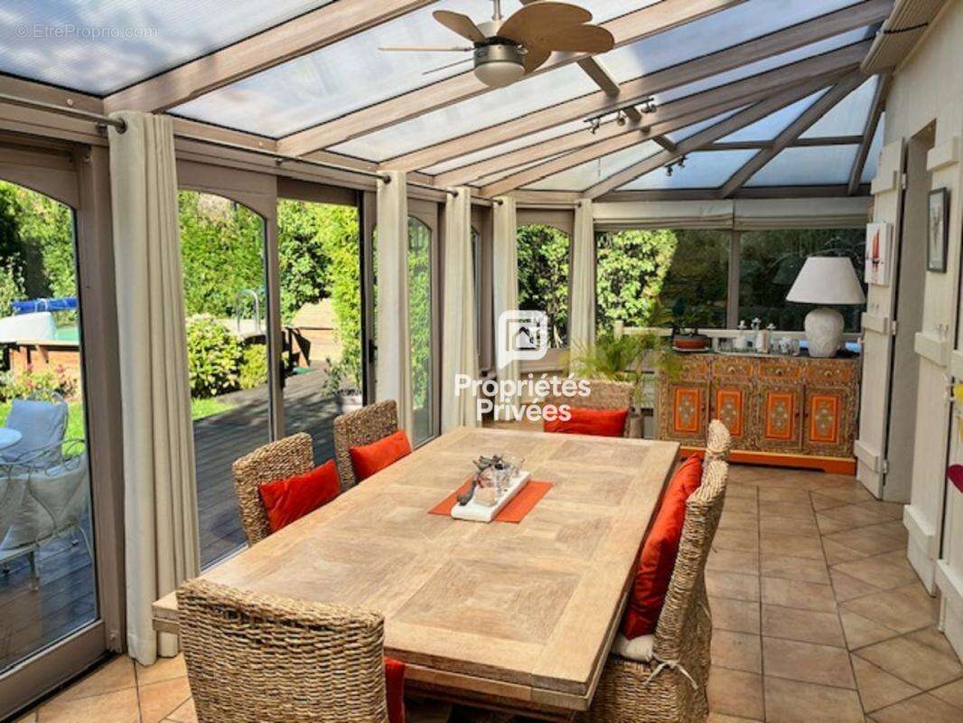 Maison à MONTFORT-L'AMAURY