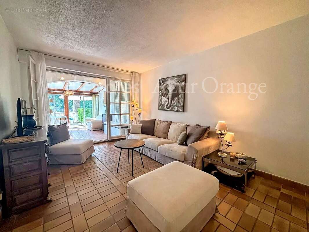 Appartement à GRIMAUD
