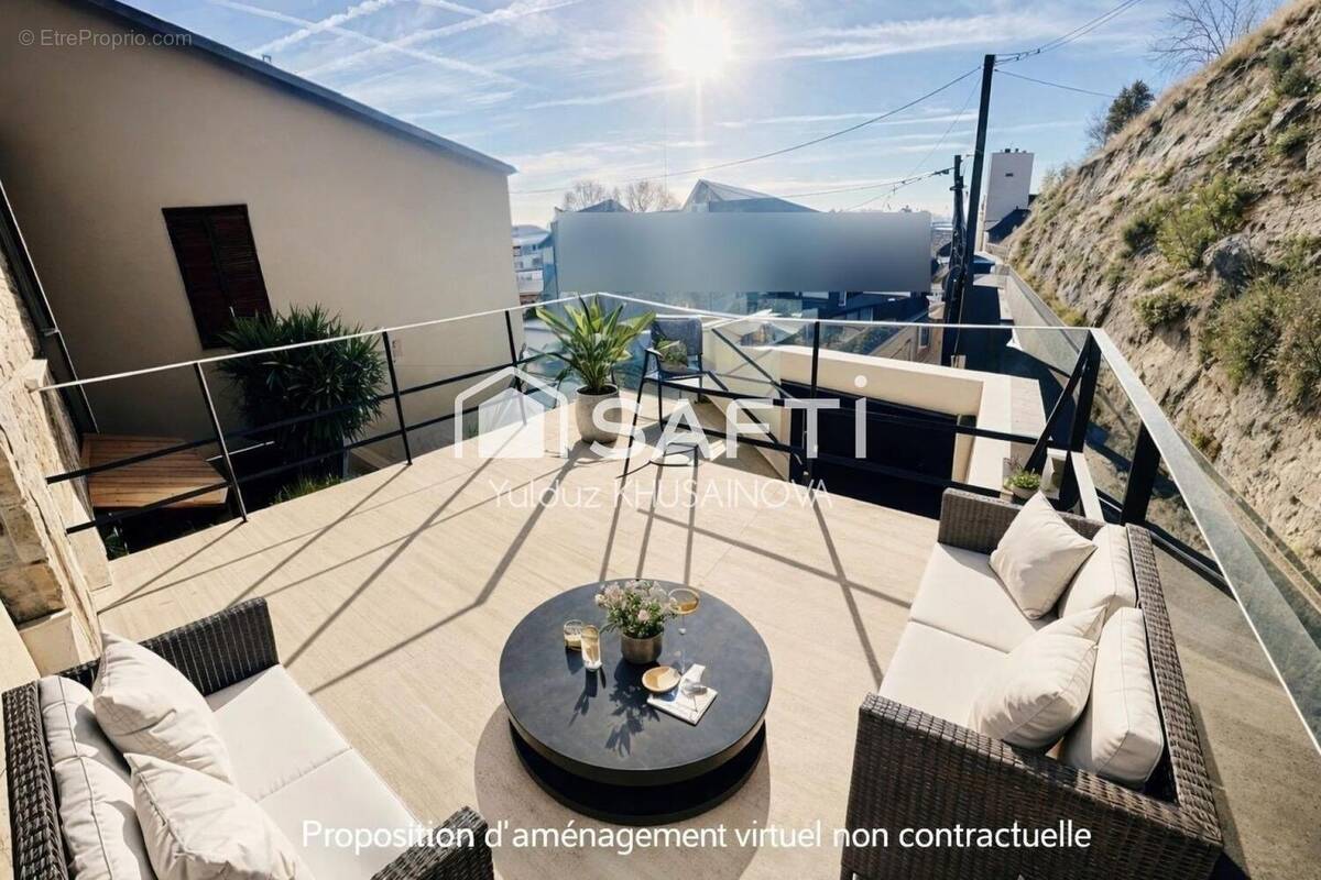 Photo 1 - Maison à MARSEILLE-15E