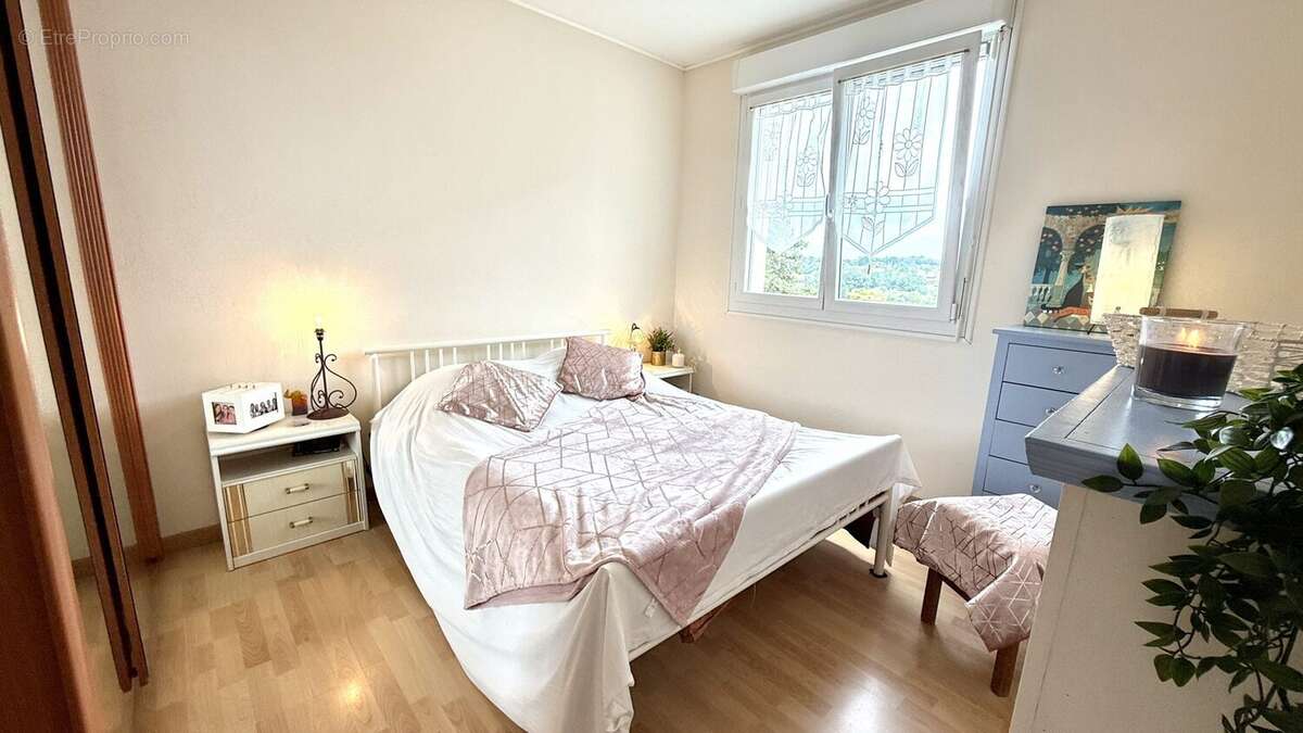 Appartement à CARHAIX-PLOUGUER