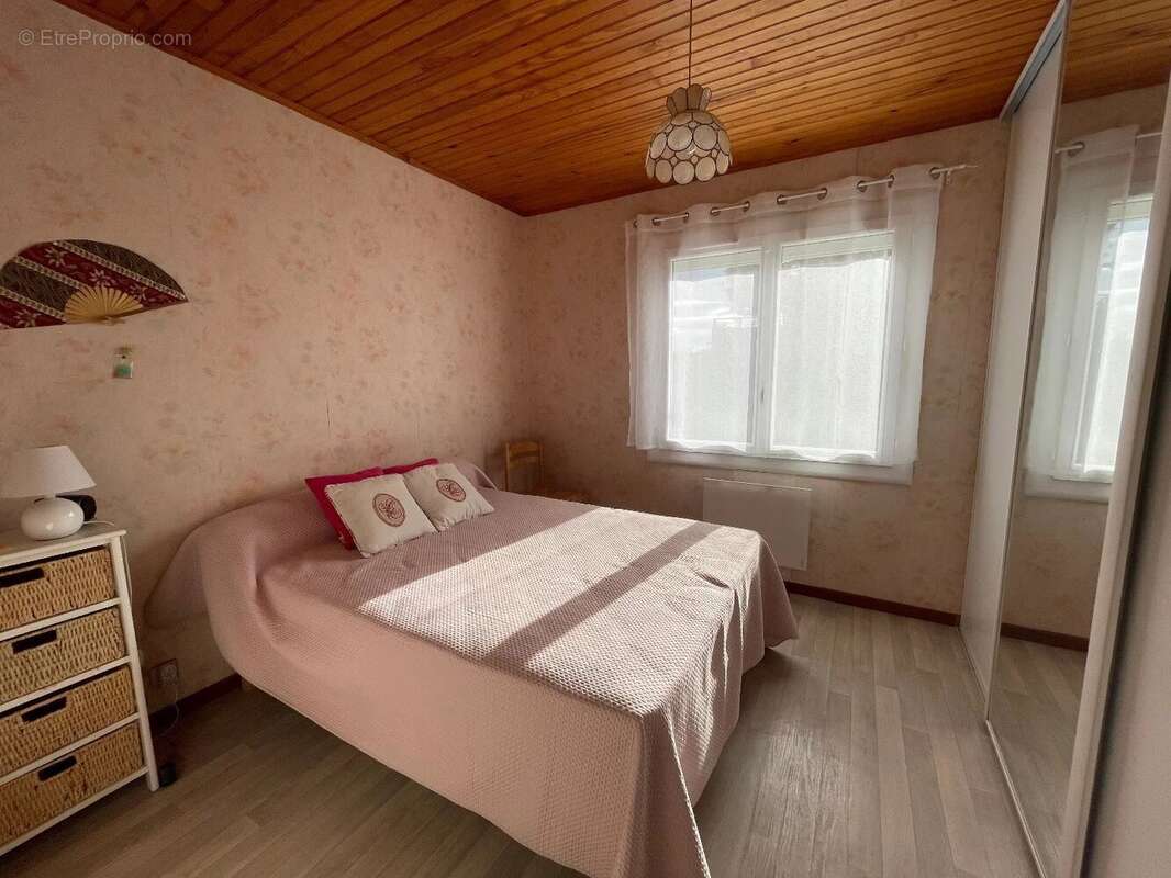 Maison à BENESSE-MAREMNE