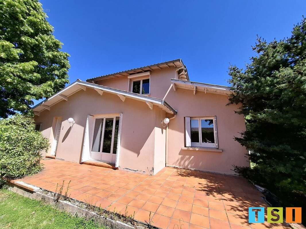 Prox SAINT GAUDENS, au coeur d'un village, maison traditionnelle avec psicine. - photo 3