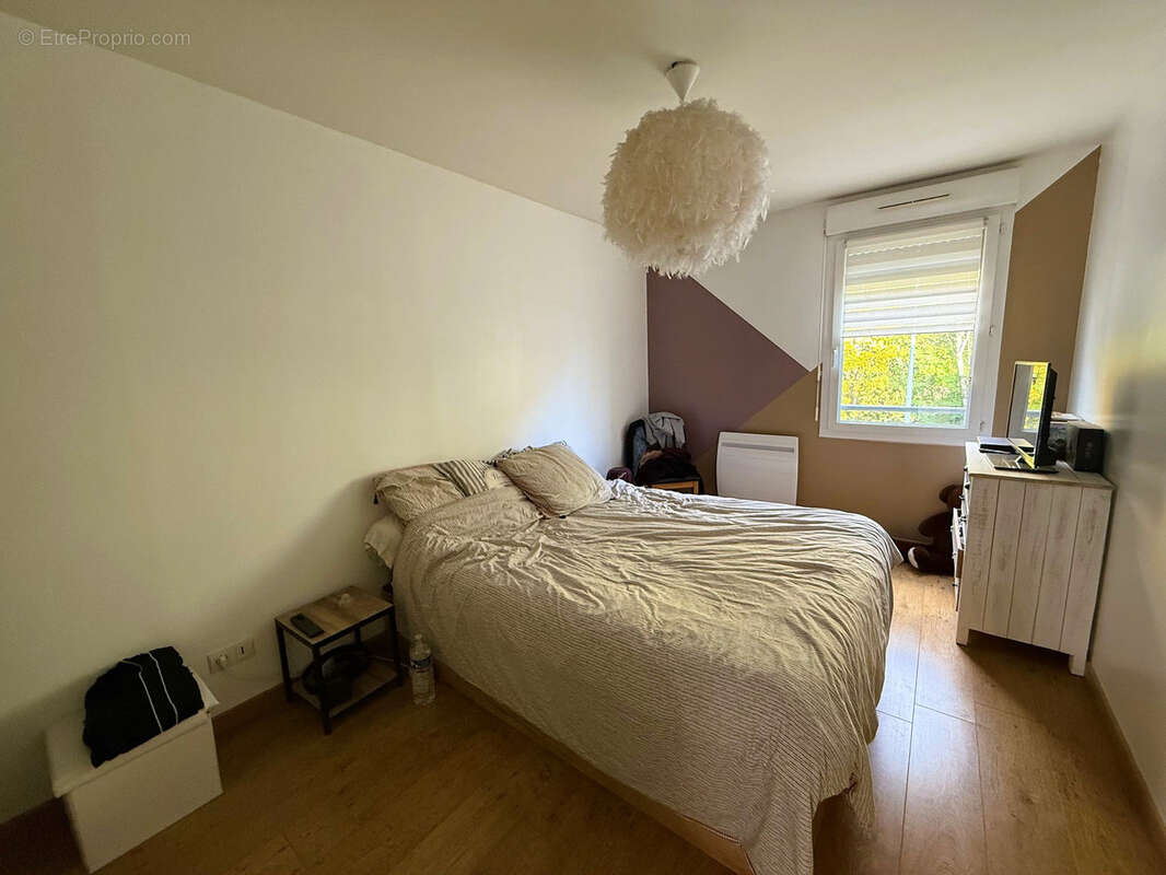 Appartement à LEVES