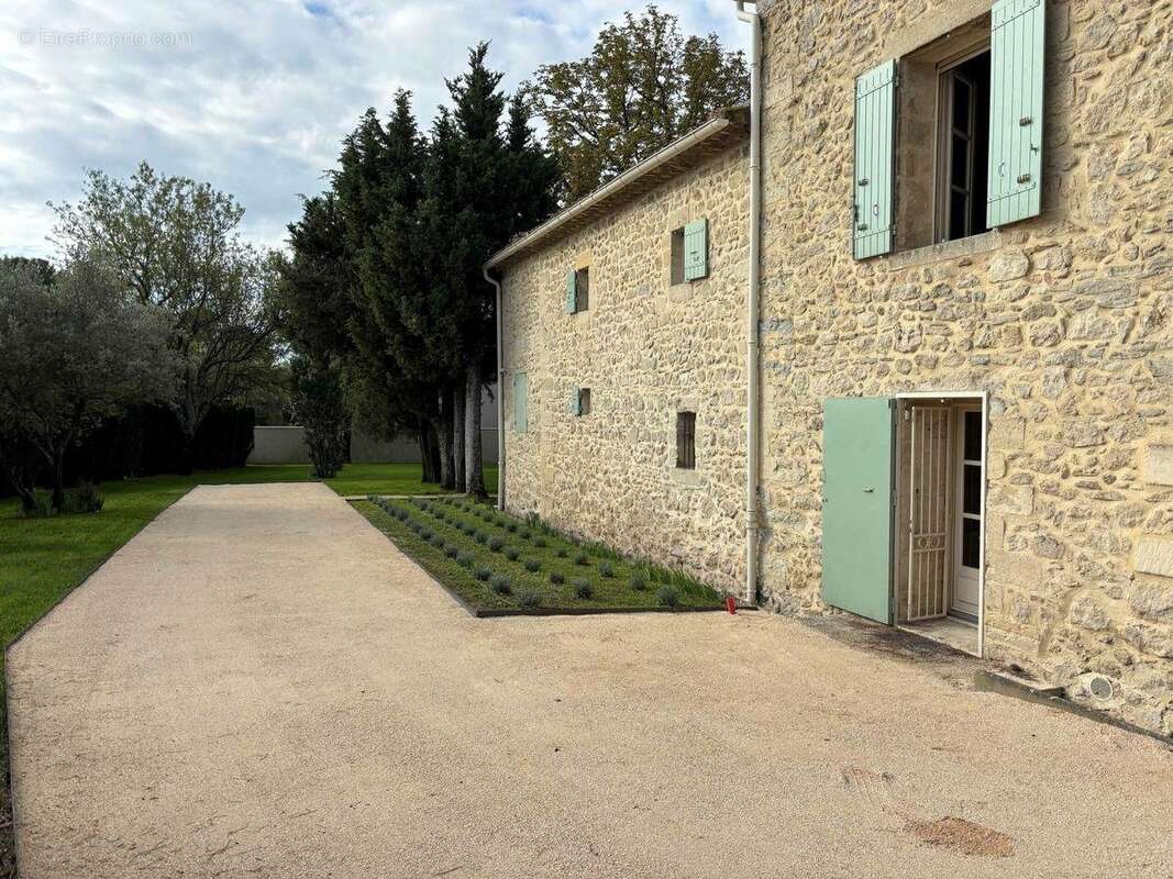 Maison à UZES