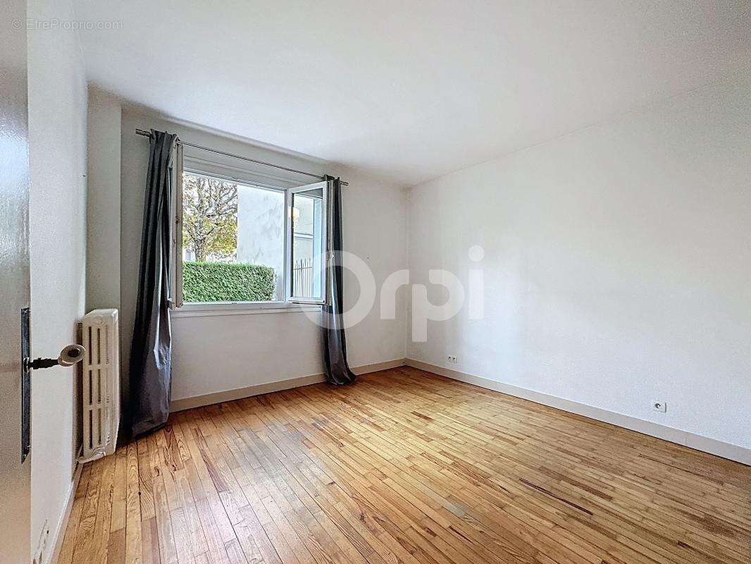 Appartement à NOGENT-SUR-MARNE