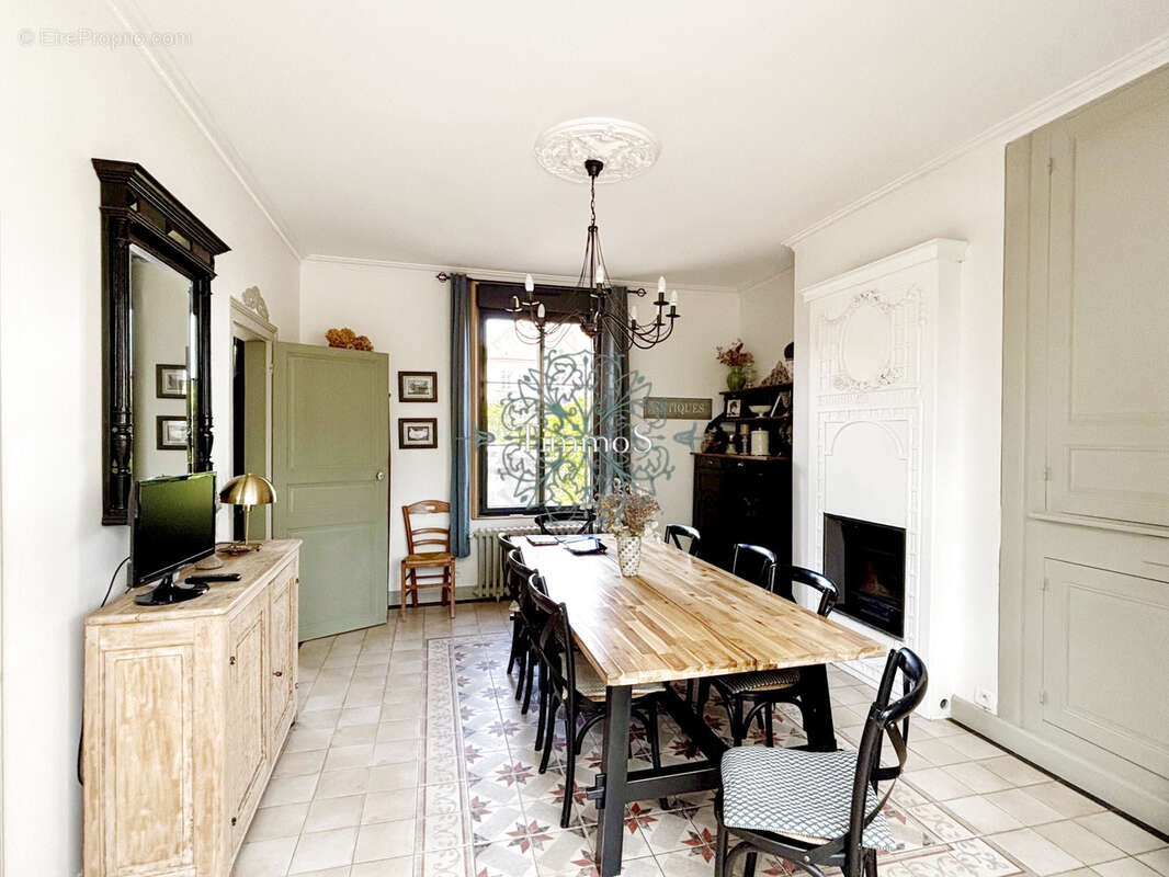 Maison à AUNEUIL