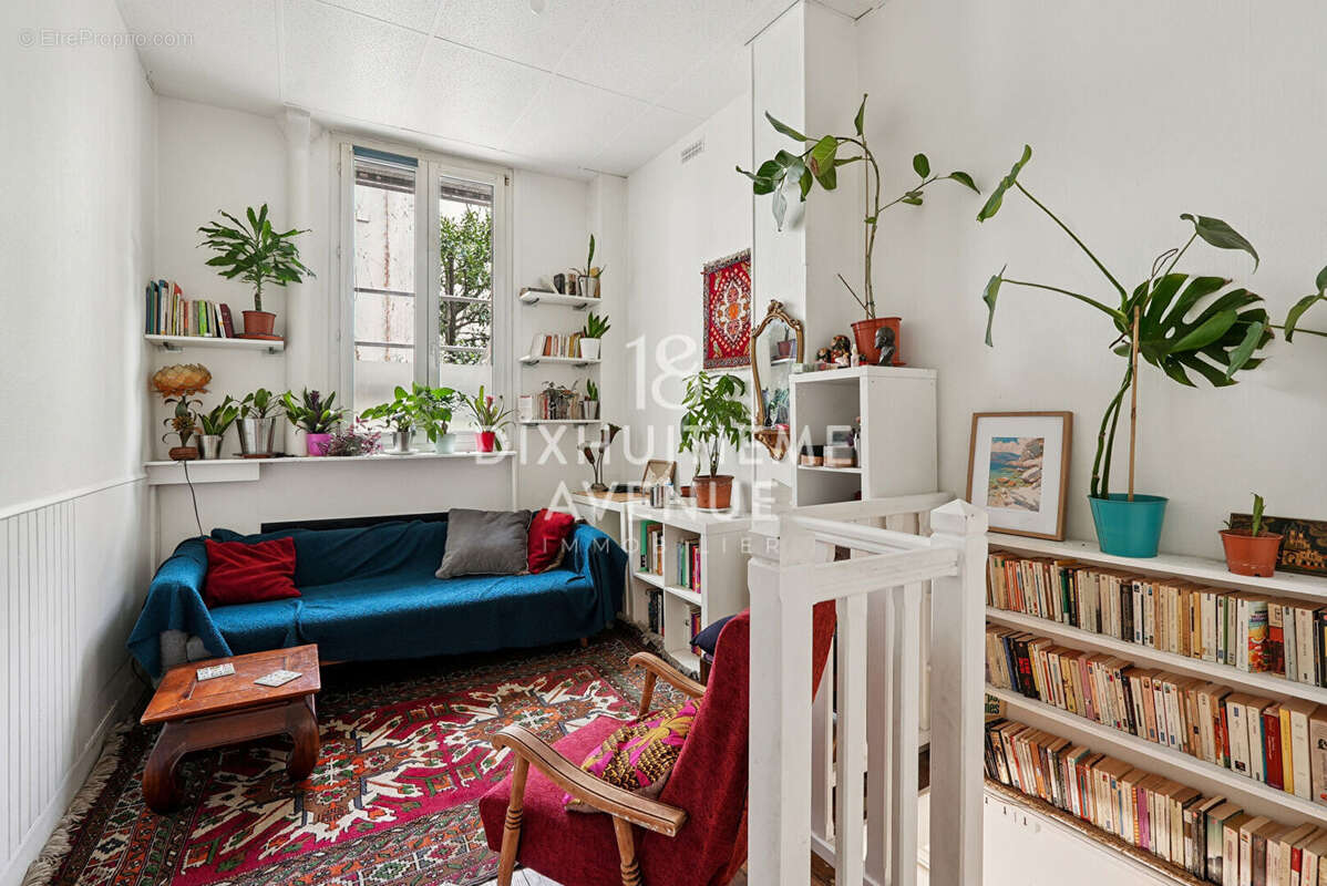 Appartement à PARIS-18E