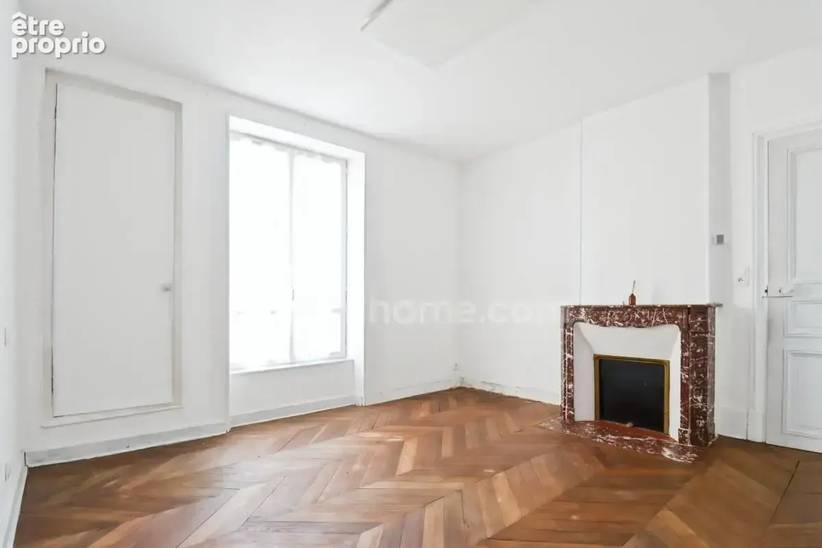 Maison de Charme et de Caractère -175 m² environ - 10 pièces - 7 chambres - Terrain 1450 m² environ - SAINT SULPICE LES FEUILLES - photo 16