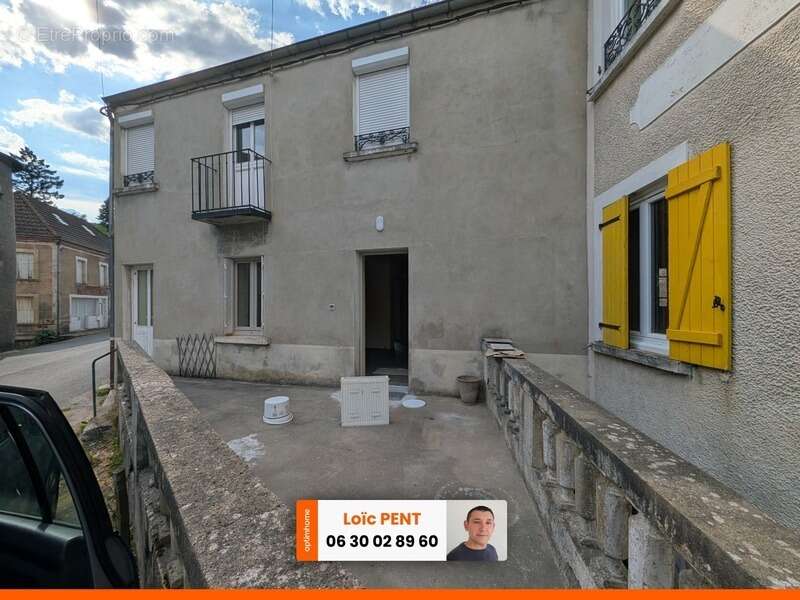 Maison de village de 74m² à vendre 4 pièces ARFEUILLES (03120) - photo 12