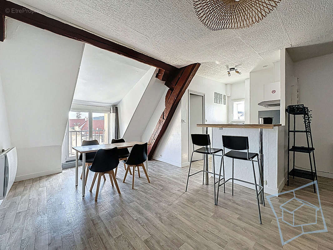 Appartement à CHEVREUSE