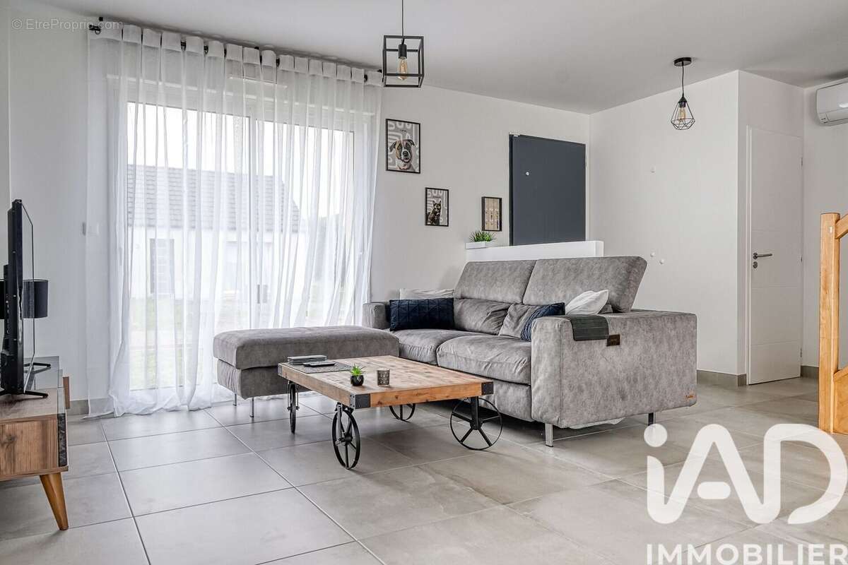 Photo 2 - Maison à SAINVILLE