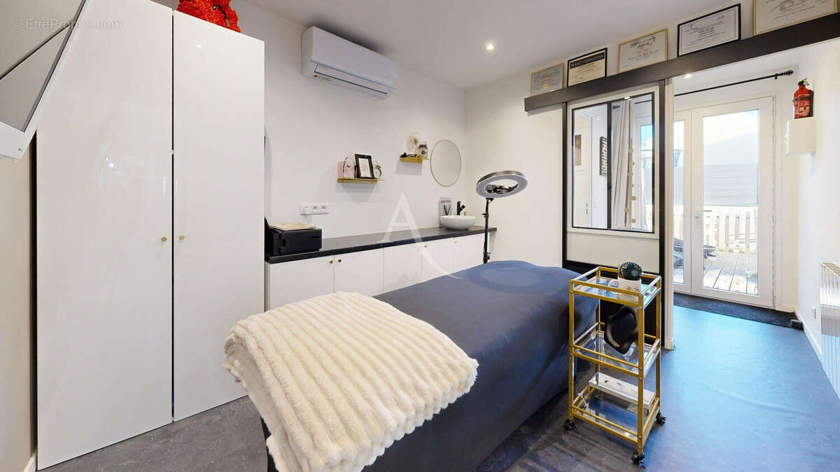 Maison à JOUY-LE-MOUTIER