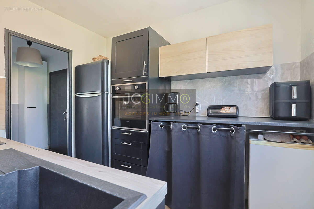 Appartement à HYERES
