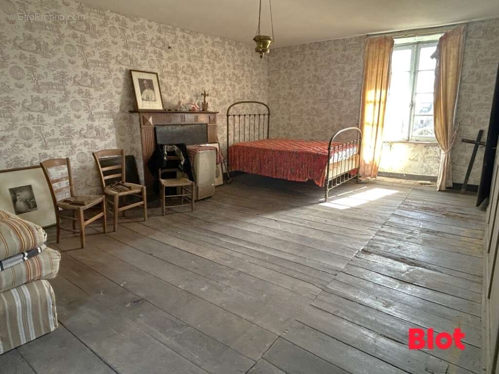 Maison à ERCE-PRES-LIFFRE