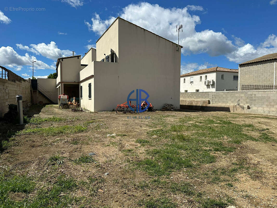 Maison à ABEILHAN