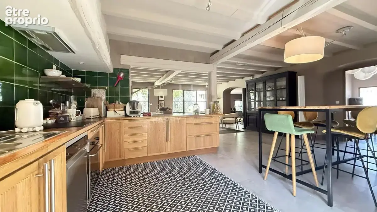 A FONTVIEILLE, en collines, Maison avec 5 chambres et piscine - photo 14