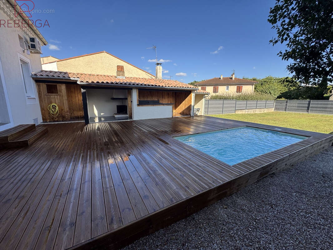 Maison à AUSSILLON