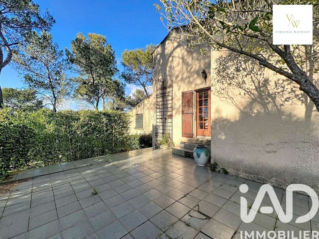 Photo 2 - Maison à SAINT-CLEMENT-DE-RIVIERE