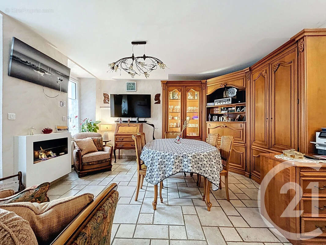 Appartement à MELUN