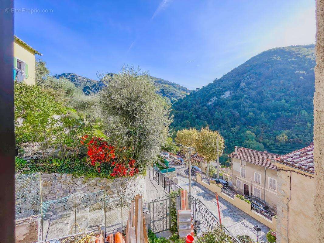 Maison à TOUET-DE-L'ESCARENE