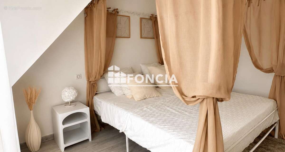 Appartement - t3 - 2 balcons -70m2- 60m2 carrez- cave - mundolsheim - photo 6