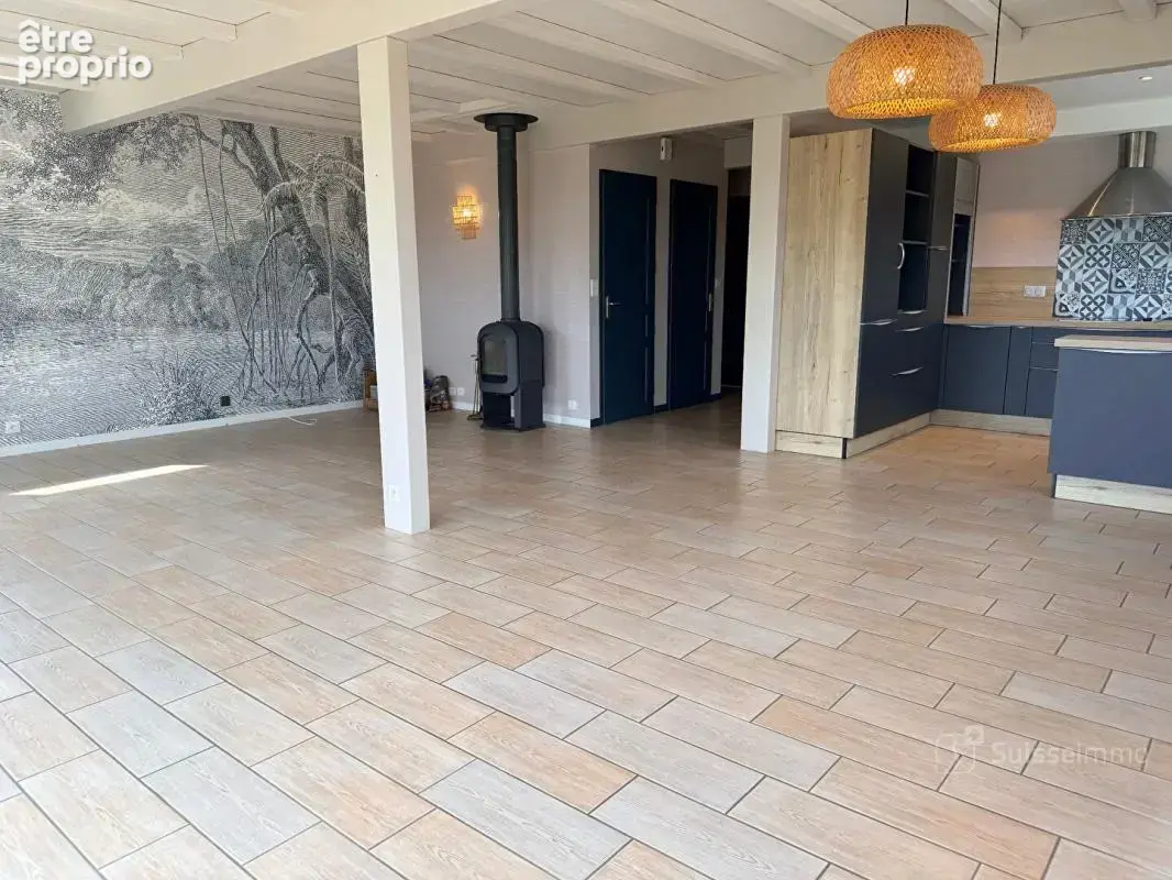 Maison 5 pièce(s) 145.23 m2 sur Terrain de 10 596 m2 - photo 2