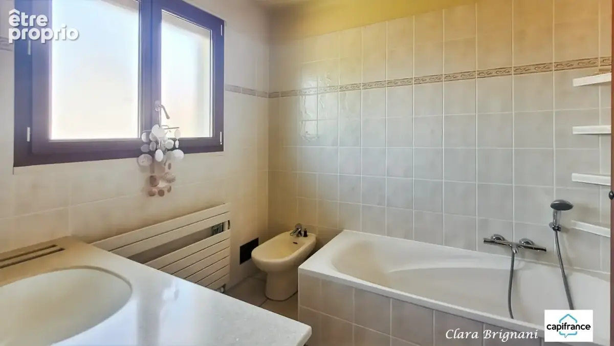 Maison à vendre - 6 pièces, 156m² à Avrainville - sous-sol total et terrain arboré de 1 555 m² - photo 12