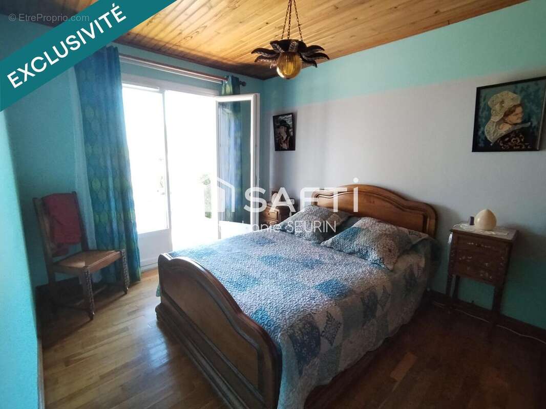 Maison 110 m² à Montlieu-La-Garde  - photo 7