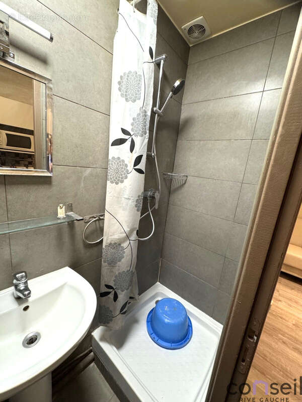 Appartement à PARIS-14E