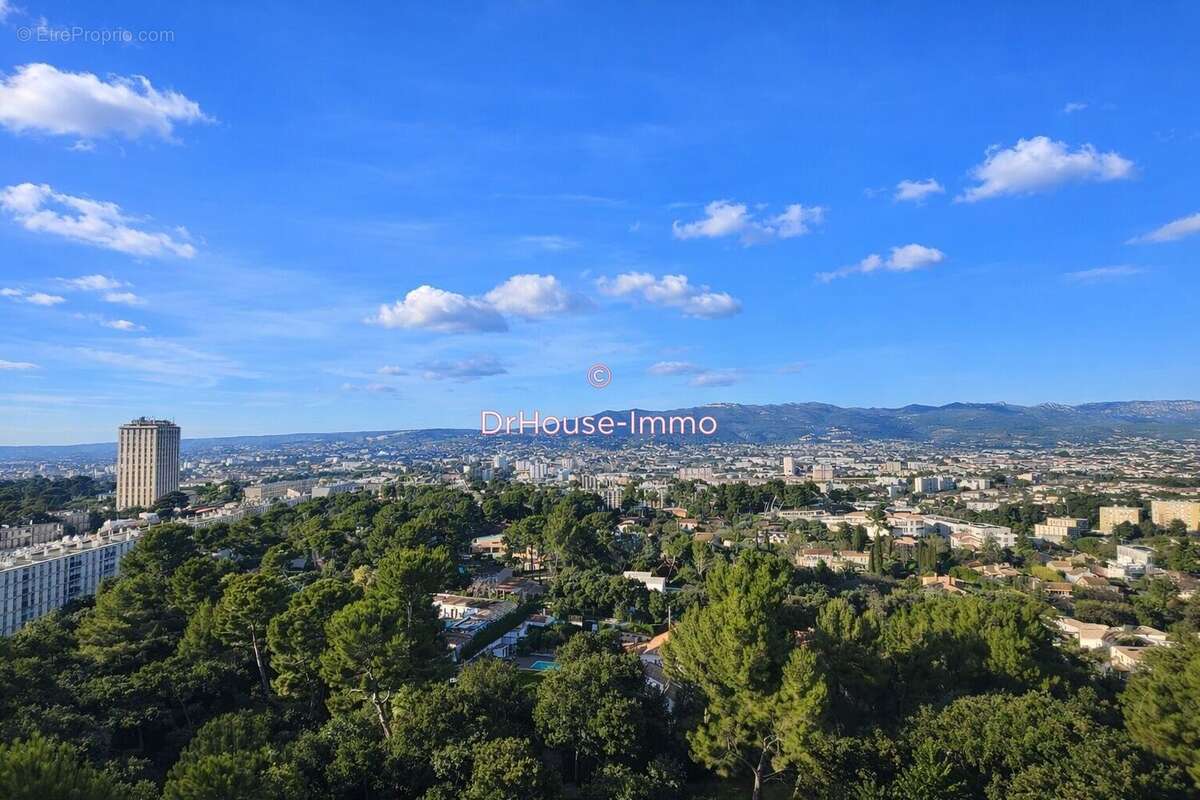 Appartement à MARSEILLE-12E