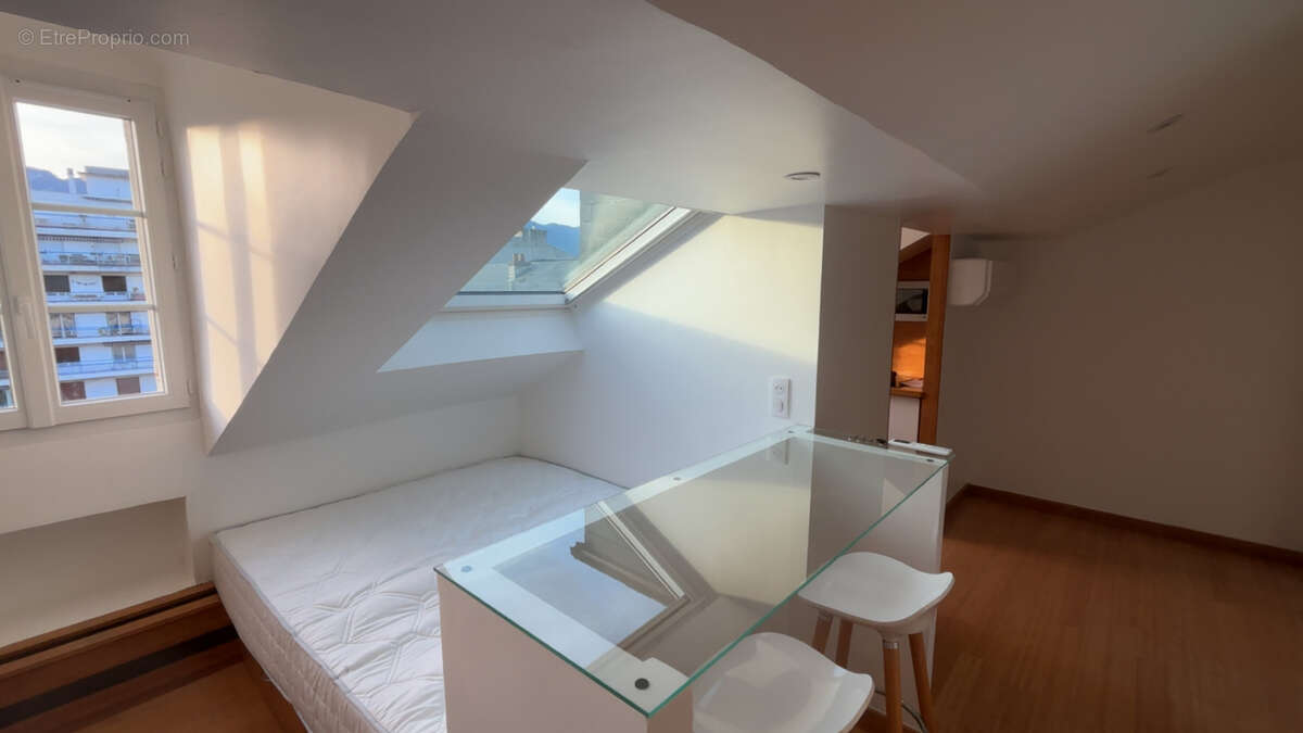 Appartement à AIX-LES-BAINS