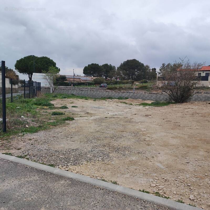 Terrain à MARCORIGNAN