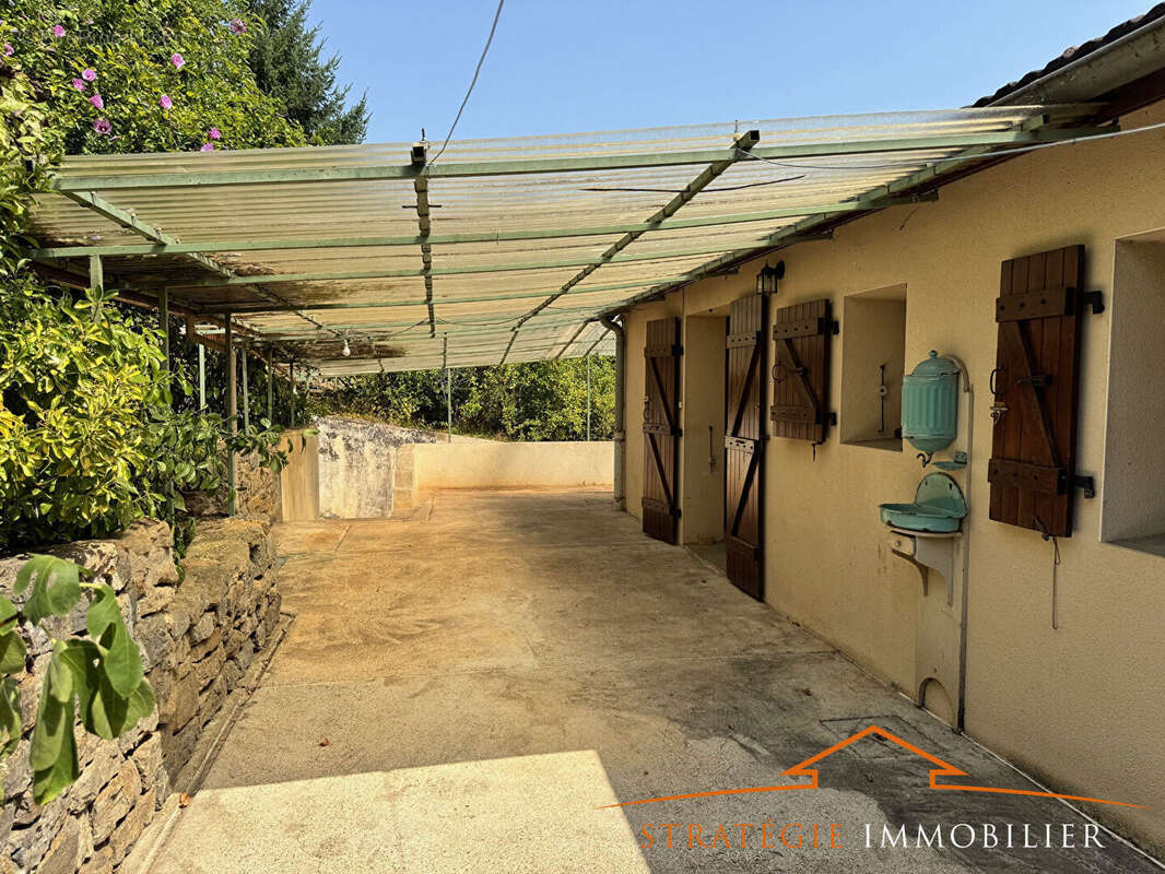 CHARRECEY, maison en pierres avec dépendances et terrain - photo 4