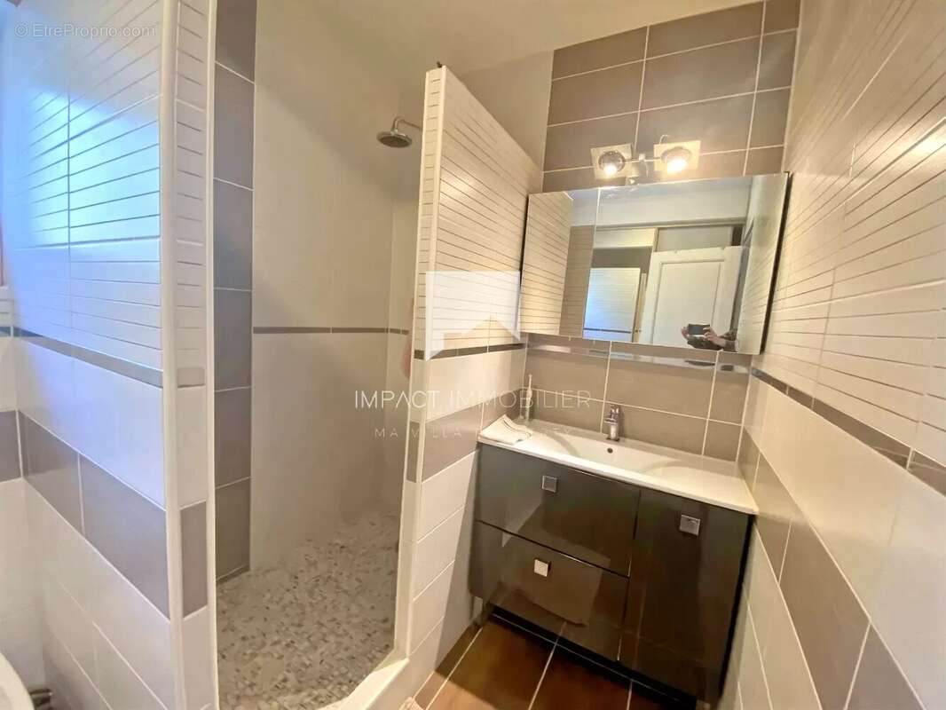 Maison à CARQUEIRANNE