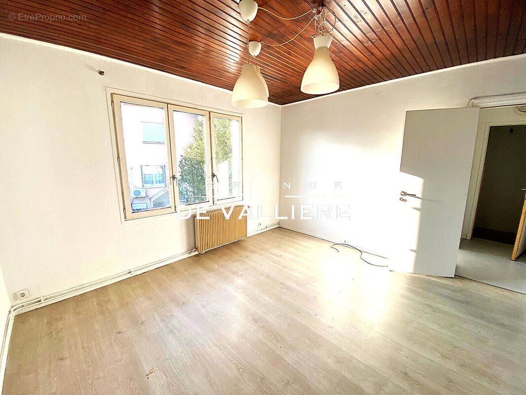 Maison à LA COURNEUVE