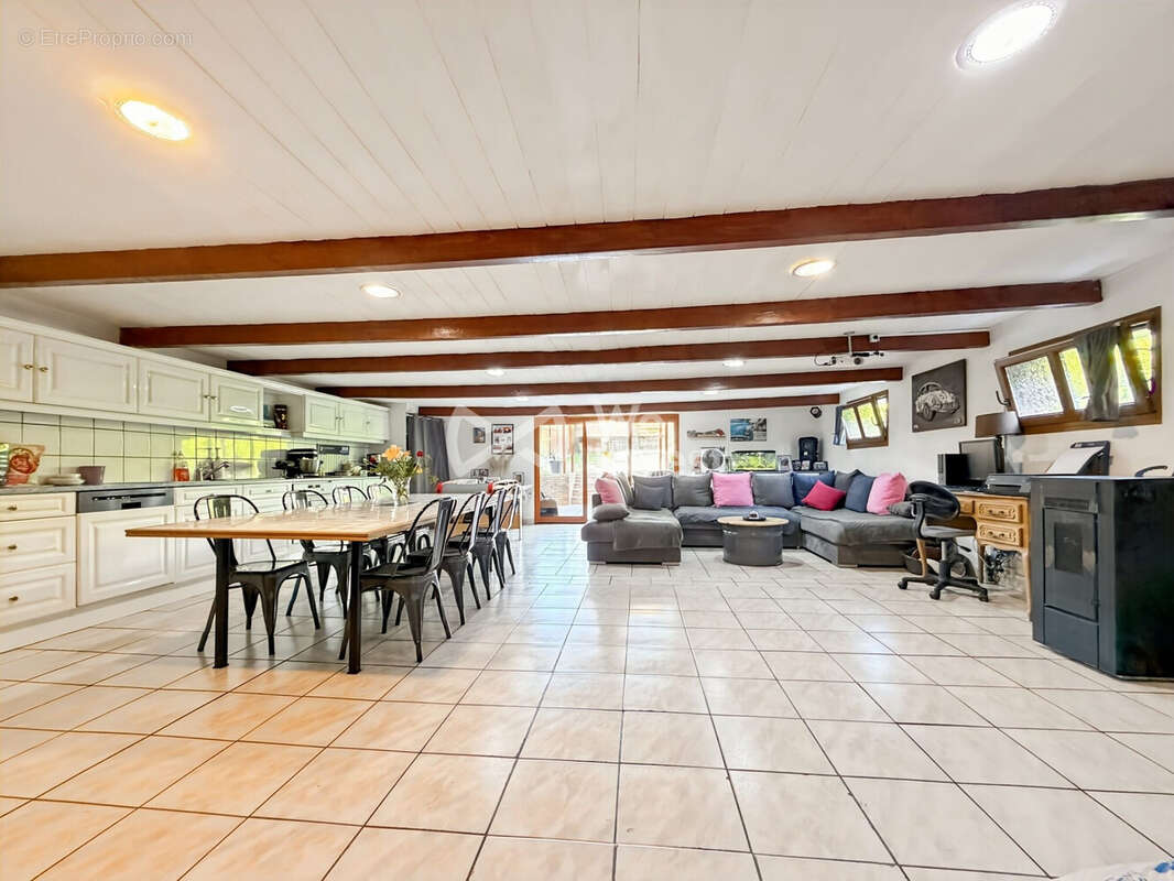 Maison 140 m² à Villers-Semeuse  - photo 9