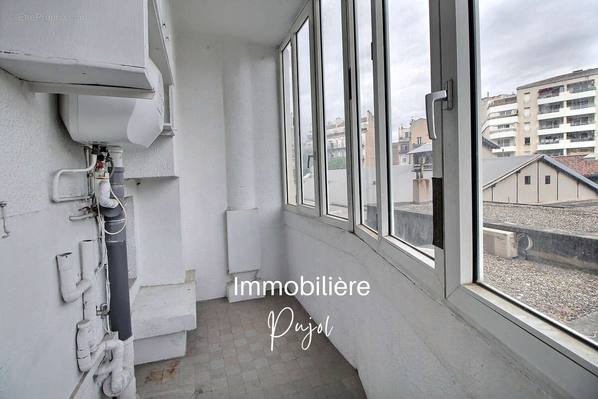 Appartement à MARSEILLE-6E
