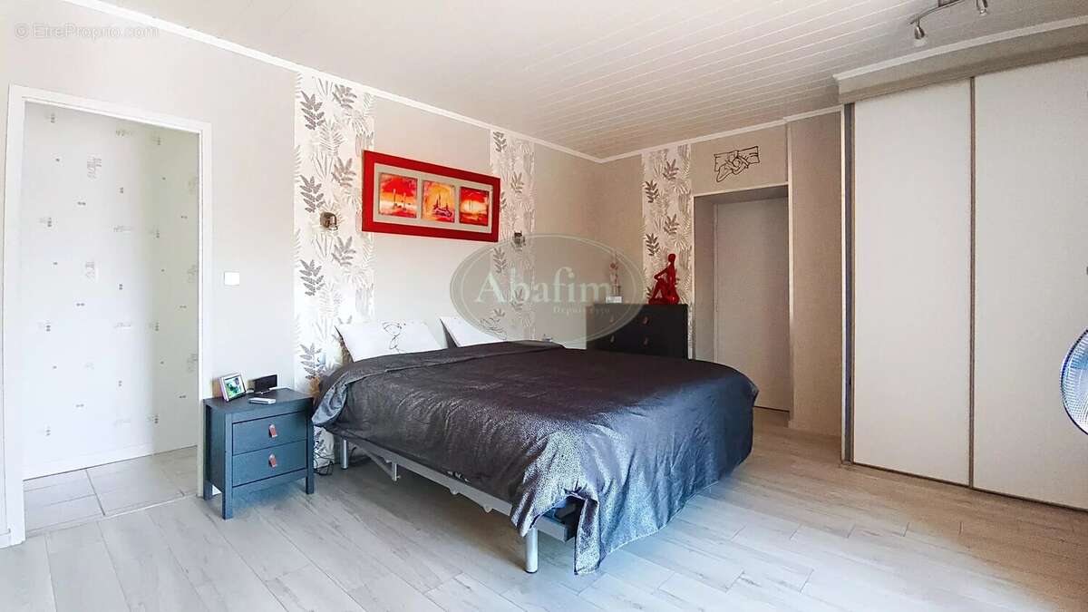 Maison à POINTIS-INARD