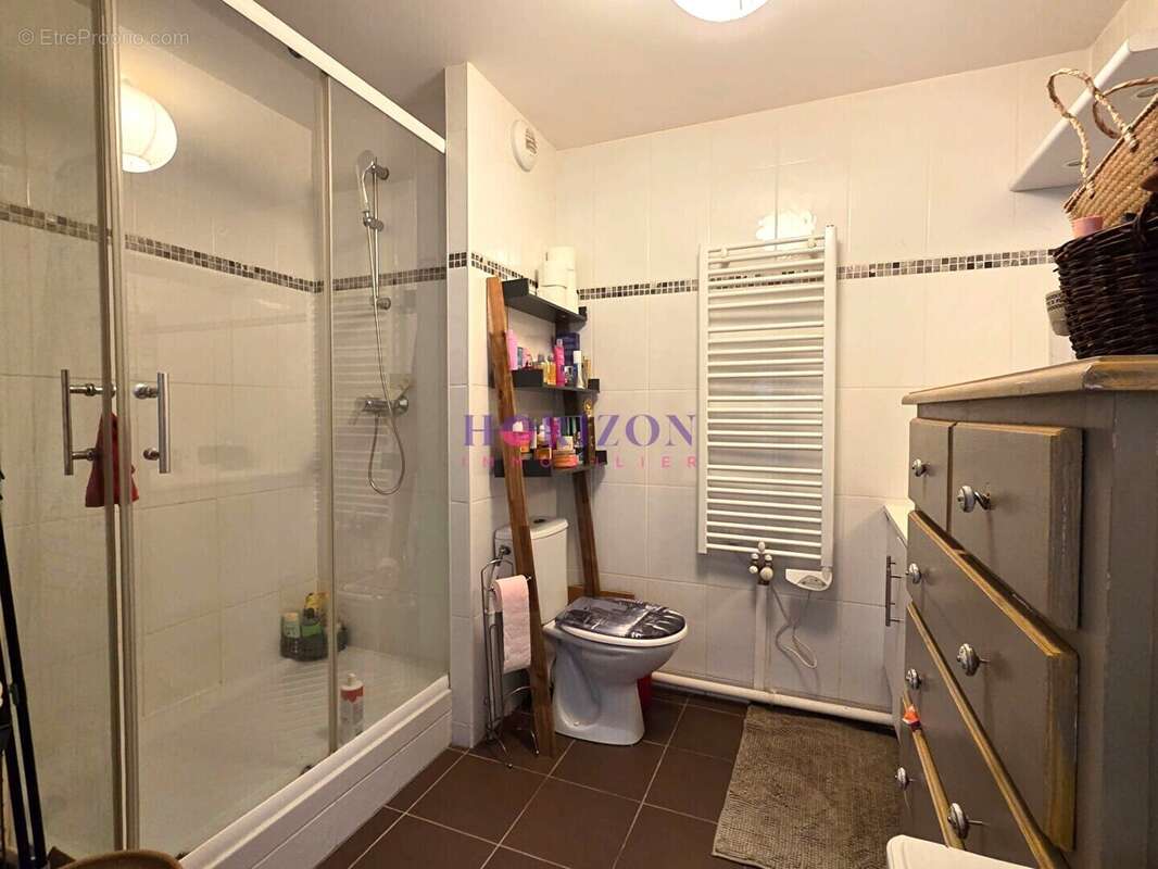 Appartement à LA CHAPELLE-EN-SERVAL