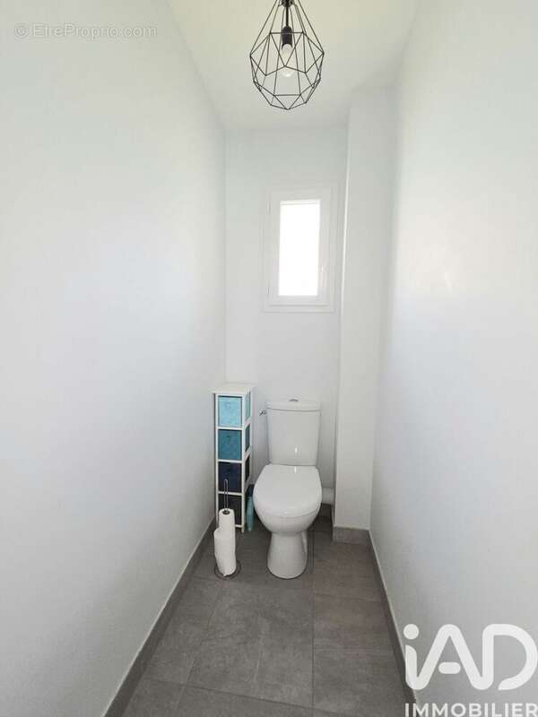 Photo 9
