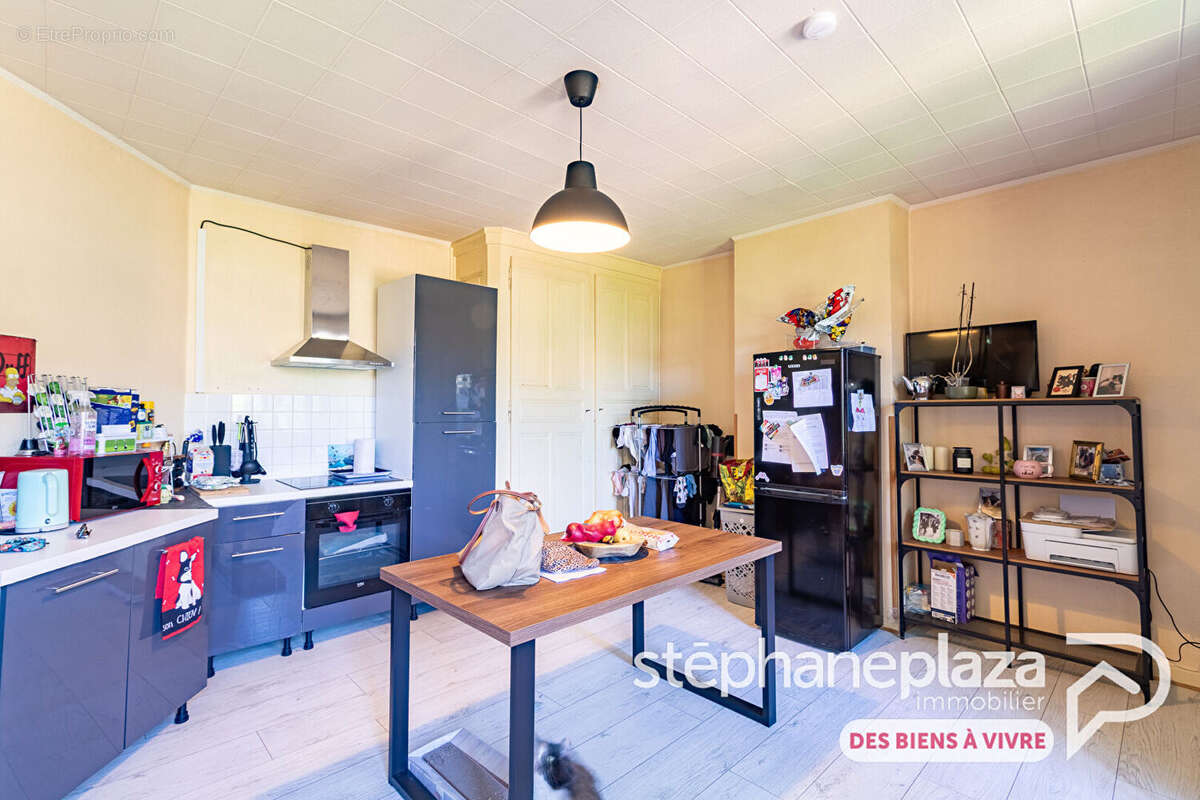 Appartement à COLIGNY
