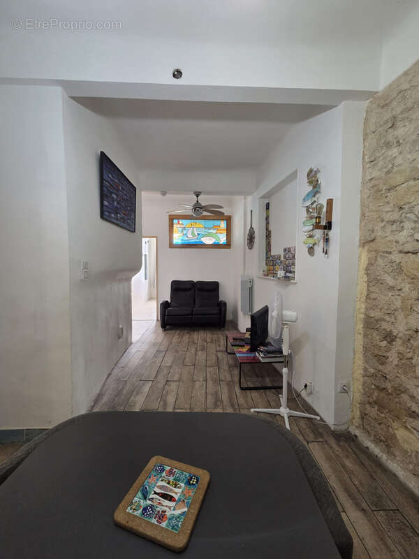 Appartement à MARSEILLE-2E